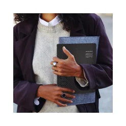 2025 AT-A-GLANCE Contemporary 8.25