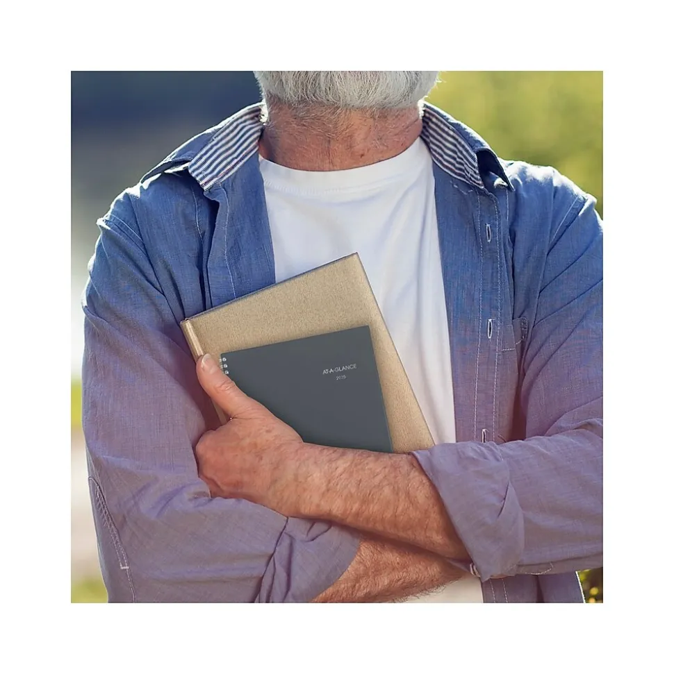 2025 AT-A-GLANCE DayMinder 5" x 8" Weekly & Monthly Planner, Plastic Cover, Gray (GC200-07-25)