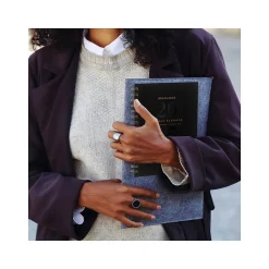 2025 AT-A-GLANCE Signature Lite 5.5